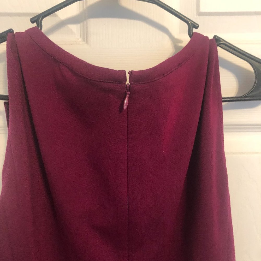 Talbot's berry colored sleeveless belted dress - Picture 5 of 6